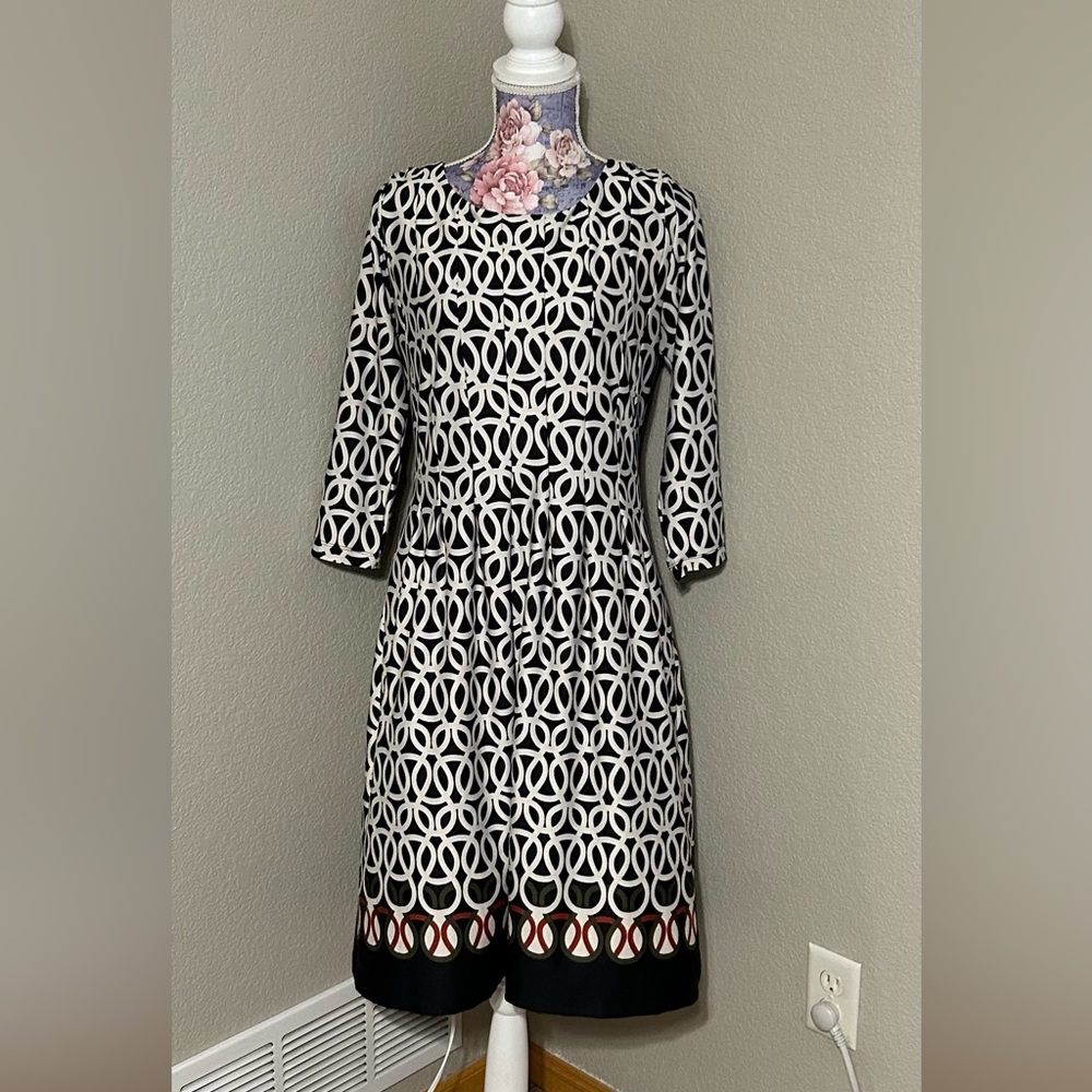 Shelby & Palmer Black and Tan Geometric‎ Dress